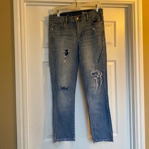 Women’s blue jeans. Gap 1969, size 29L